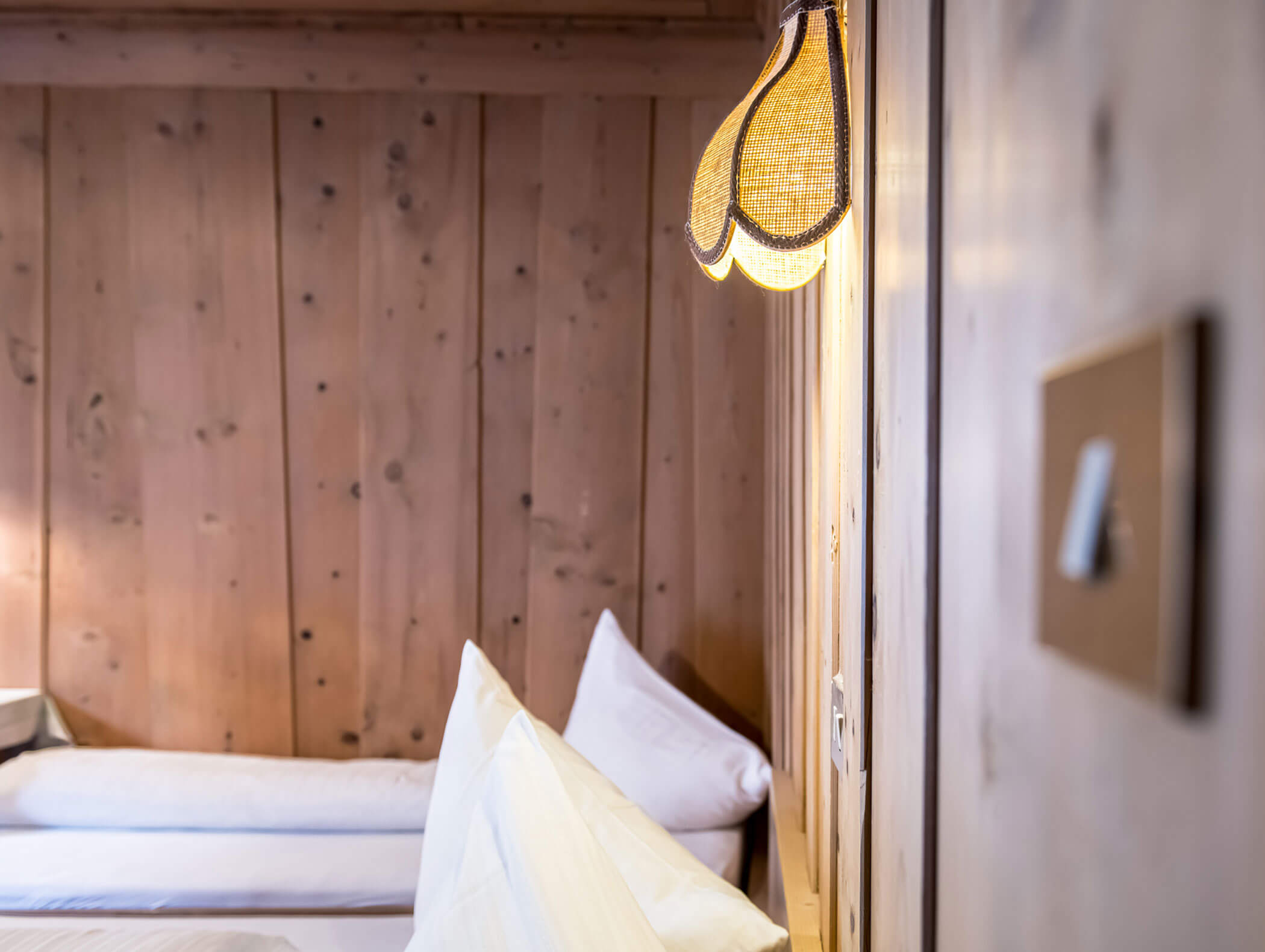 Lampada a muro sopra il letto - Pensione Oberwirt
